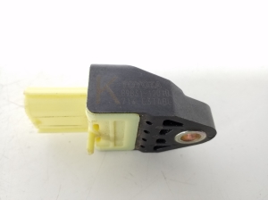 LEXUS RX GGL1 (2009–2015) Airbag sensor 89831-12010 - 3