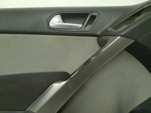 Volkswagen Tiguan (2007–2016) Priekšējo durvju apšuvums 5N0867011 - 5