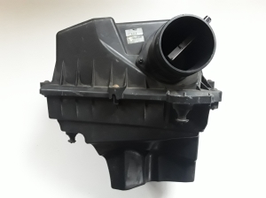   Air filter housing 