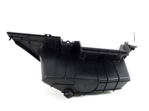 LEXUS RX (2003–2009) Pakiruumi sisemuse muu osa 64741-48030 - 3
