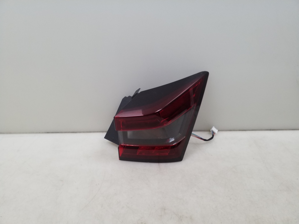 NISSAN Juke YF15 (2010-2020) Rear Right Taillight Lamp 265506PA0A 25070541