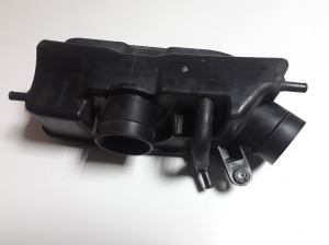 Subaru Impreza (2007–2012) Boîtier de filtre à air et ses pièces SAEPPT40 - 3