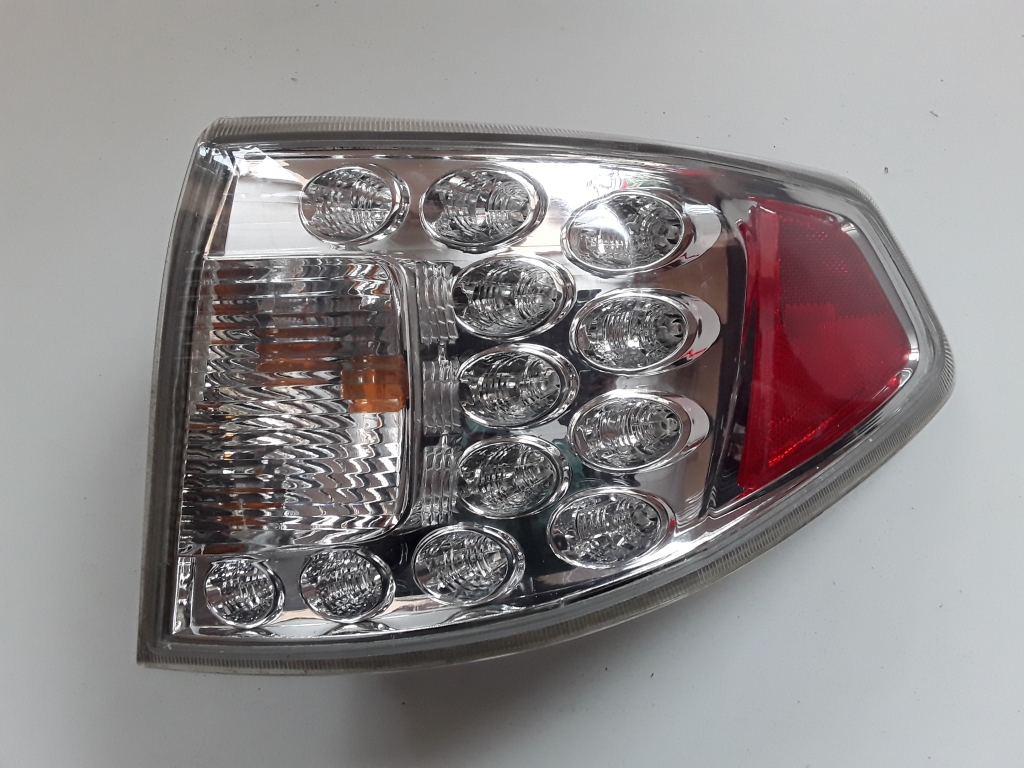 SUBARU Impreza 3 generation (2007-2014) Rear Right Taillight Lamp 3201906R 24553602