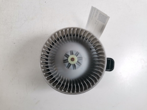 LEXUS RX GGL1 (2009–2015) Heater blower motor 87103-48070 - 3