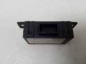 AUDI A4 B5 (1994–2001) Boîtier module alarme 4B0951173 - 3