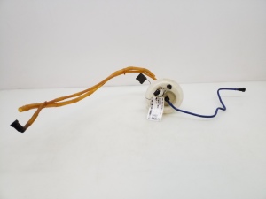 Mercedes Benz C-Class 204 (2007–2014) Kütusepump paagis A2044700494 - 2