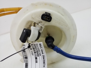 Mercedes Benz C-Class 204 (2007–2014) Kütusepump paagis A2044700494 - 3
