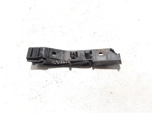  Front bumper bracket 