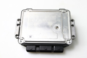 Peugeot 308 (2007–2015) Engine control unit 9664843780 - 3
