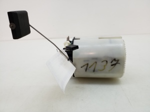 Mercedes Benz C-Class 204 (2007–2014) Kütusepump paagis A2044704494 - 4
