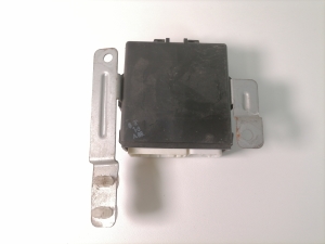 LEXUS RX MCU1 (1998–2003) Aizmugurējo sānu durvju vadības bloks 89224-48010 - 3