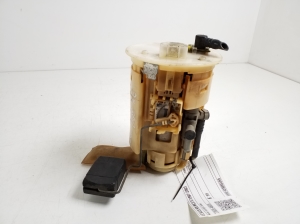 Kraftstoffpumpe im Tank - 77020-48020