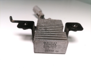 LEXUS RX MCU1 (1998–2003) Relais 82695-48010 - 2