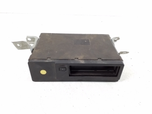 CD changer - 86270-48040
