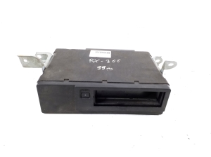 CD changer - 86270-48010