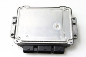 Peugeot 308 (2007–2015) Engine control unit 9664843780 - 4