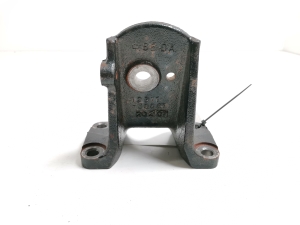 TOYOTA Land Cruiser 150 (2009–2026) Engine bracket 12311-30061 - 2