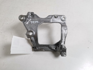 TOYOTA Land Cruiser 150 (2009–2026) A/C compressor bracket 88431-60330 - 2