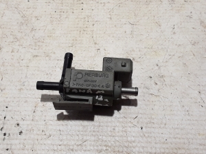  Solenoidy 