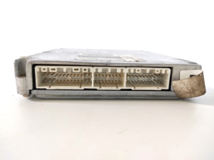 TOYOTA Avensis T22 (1997–2003) Mootori juhtplokk 89661-05210 - 3