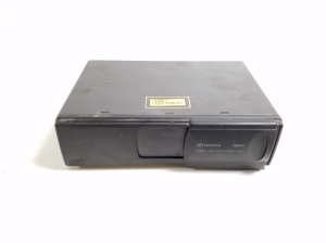 TOYOTA Avensis T22 (1997–2003) CD/DVD-Wechsler 08601-00910