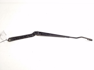 TOYOTA Avensis T22 (1997–2003) Esiklaasi puhasti hoob 85221-05051 - 2