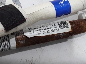 Volkswagen Tiguan (2007–2016) Katuse turvapadi 5N0880742D - 3
