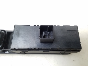 Volkswagen Tiguan (2007–2016) Front door glass switch 1K4959857B - 3