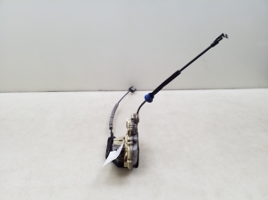 Volkswagen Tiguan (2007–2016) Rear side door lock 3C4839015A - 3