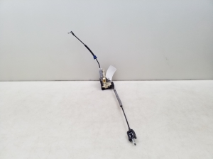 Volkswagen Tiguan (2007–2016) Rear side door lock 3C4839015A - 4