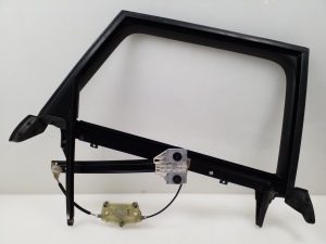 Rear side door window regulator and its parts