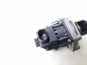  EGR valve 