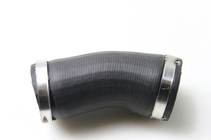 Volkswagen Golf VII (2012–2026) Vahejahuti voolik 5Q0145792E - 2