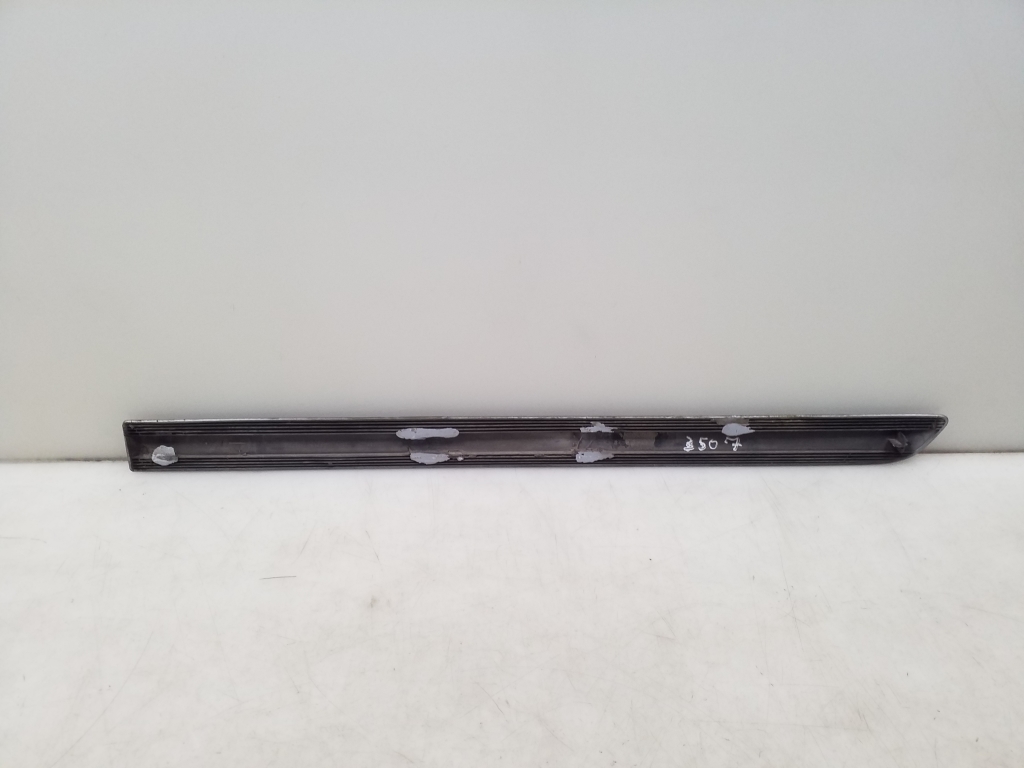 VOLVO V50 1 generation (2003-2012) Right Side Sliding Door Molding 39987039 25071512