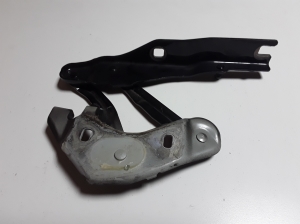 AUDI A1 8X (2010–2018) Hood hinge 8X0823301A - 2