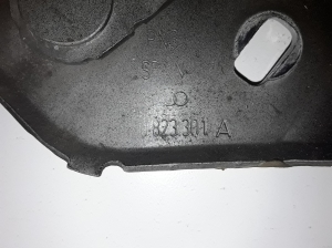 AUDI A1 8X (2010–2018) Hood hinge 8X0823301A - 3