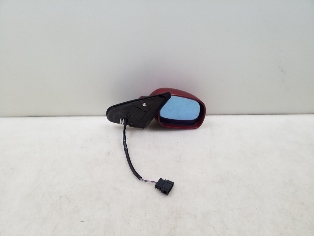 Volkswagen Bora (1998–2005) Side mirror and its parts Volkswagen Bora (1998–2005) Side mirror and its parts