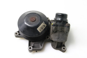 Water pump - 779764006
