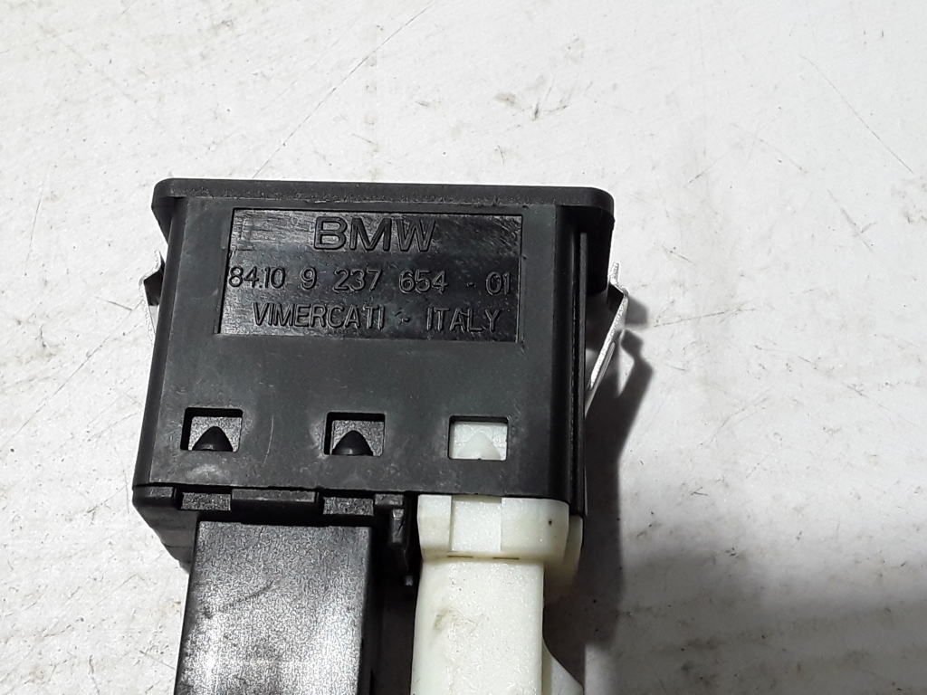 BMW 5 Series F10/F11 (2009-2017) Additional Music Player Connectors 9237654 22451193