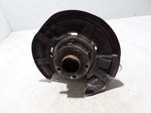  Rear hub 