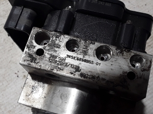 BMW 5 SERIES F11 (2010–2017) ABS plokk 6858955 - 2