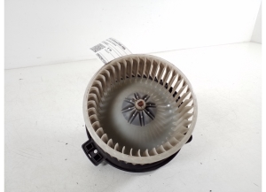 Moteur de ventilateur d’habitacle - 87103-06031