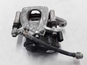 RENAULT Kadjar (2015–2026) Tagumine pidurisadul 440011959R - 3