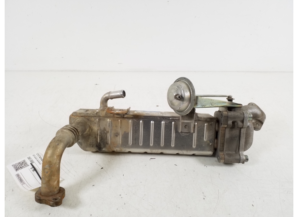 Used TOYOTA Hiace EGR valve cooler 2560130080