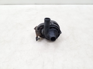 Auxiliary water pump - A2118350028