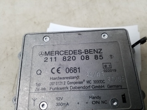 Mercedes Benz E-Class W211 (2002–2009) Antennenverstärker A2118200885 - 2