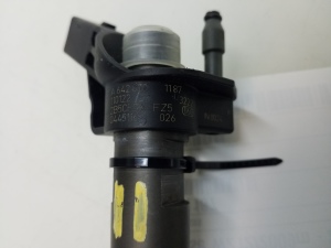  Fuel injector 