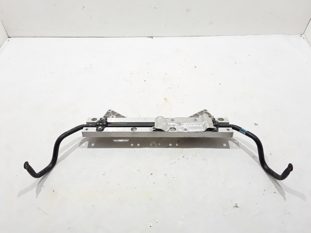 CHRYSLER Pacifica 2 generation (RU) (2016-2023) Front right stabilizer bracket 68223606AC 22451005