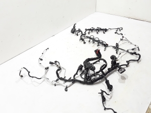 Chrysler Pacifica (2016–2026) Engine wiring harness 68417572AA - 3