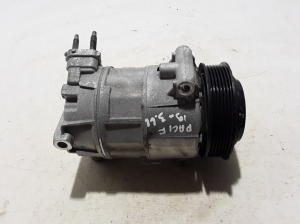  Air conditioner compressor 